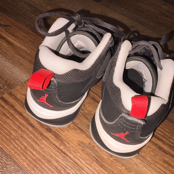 Jordan Black and White Sneakers with Red Highlights - Picture 3 of 4